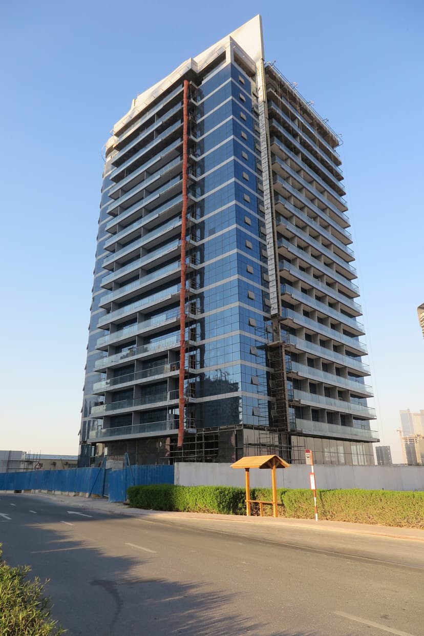 Oasis Tower One — photo 1