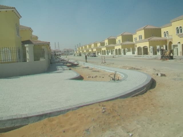 Al Furjan construction — photo 10