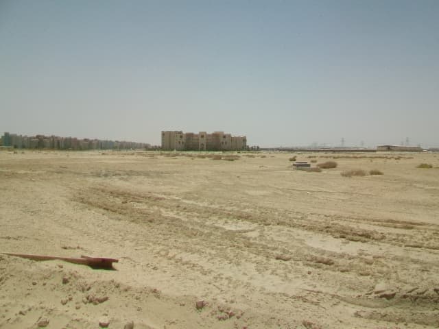 Al Furjan construction — photo 13