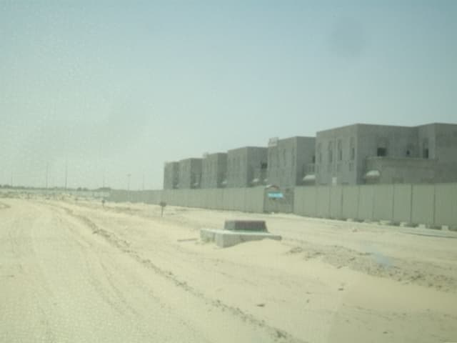Al Furjan construction — photo 14