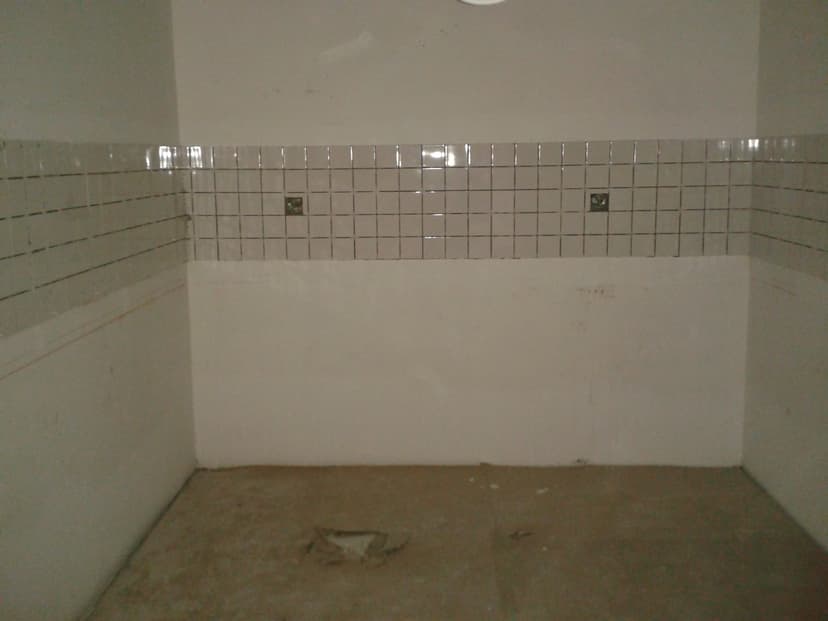 La Riviera Estate construction — photo 24