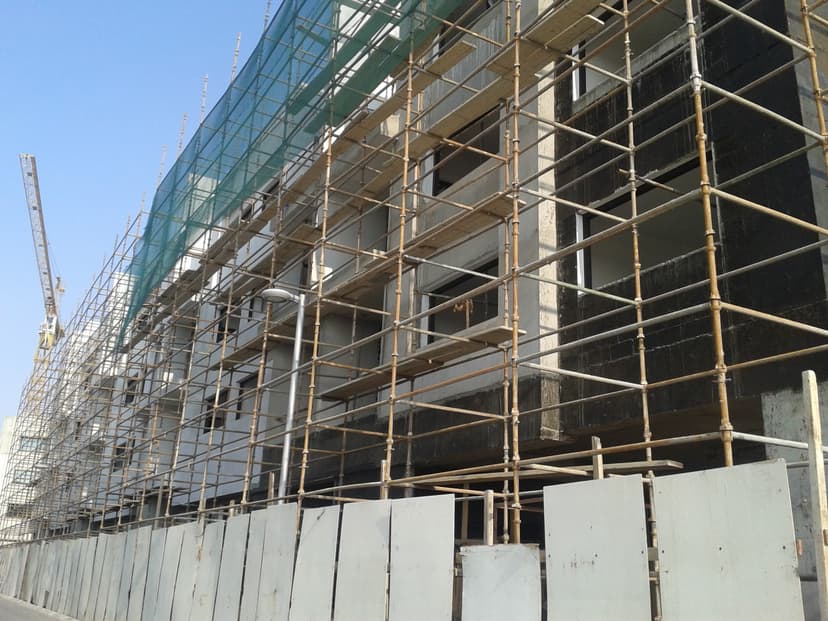 La Riviera Estate construction — photo 25