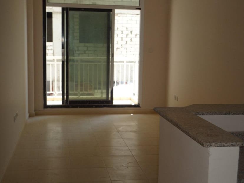 Qpoint Liwan-plot R097 construction — photo 1