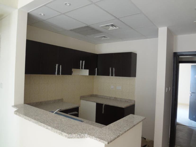Qpoint Liwan-plot R097 construction — photo 2