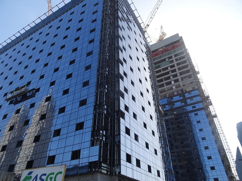 The Onyx construction — photo 51