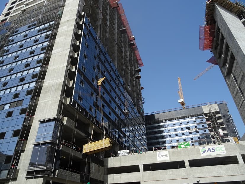 The Onyx construction — photo 52