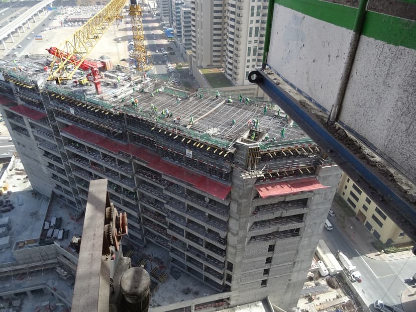 The Onyx construction — photo 53