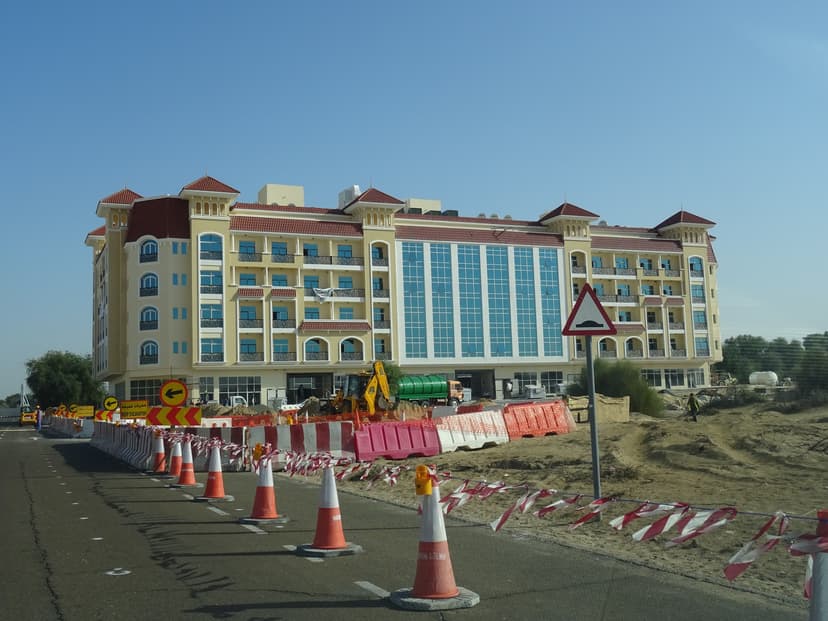 Mirdif Tulip construction — photo 19