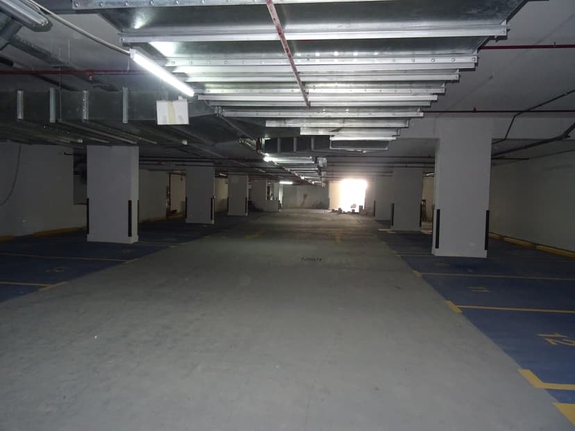 Mirdif Tulip construction — photo 18