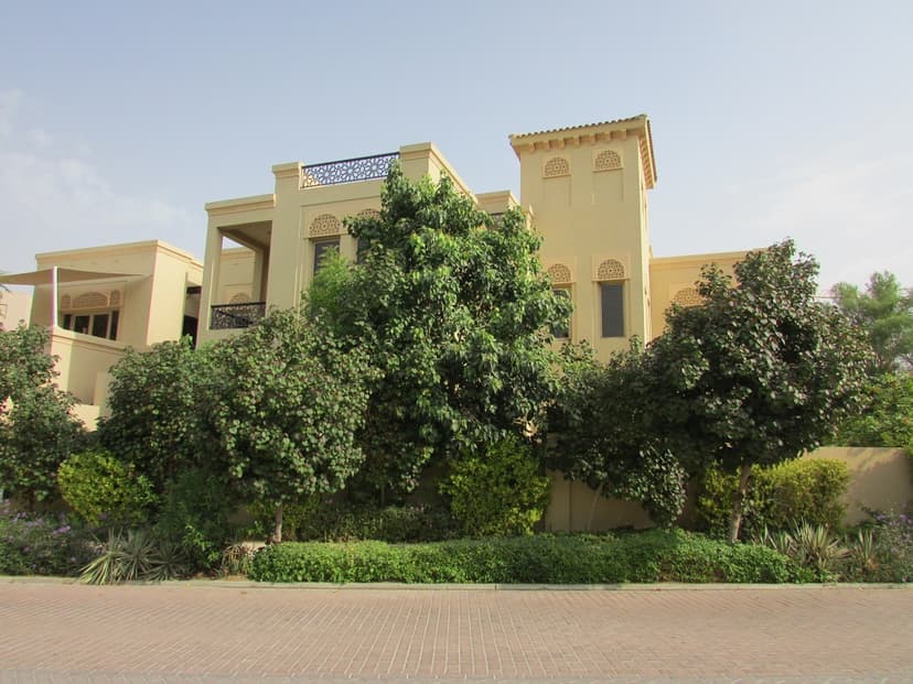 Al Barari construction — photo 9