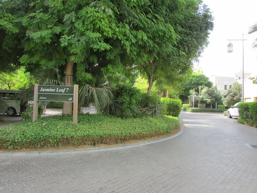 Al Barari construction — photo 3