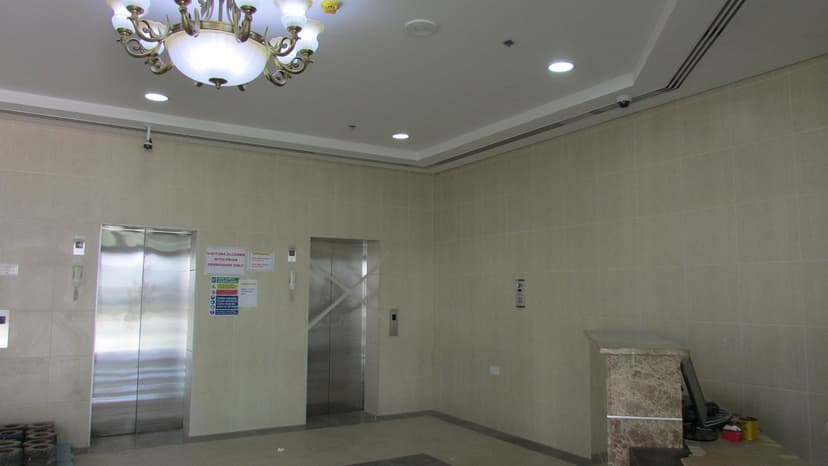 Qpoint Liwan-plot R017 construction — photo 4