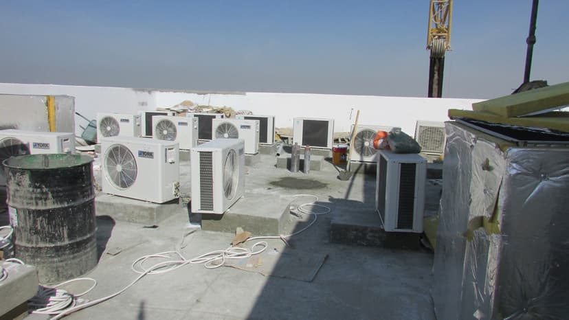 Qpoint Liwan-plot R016 construction — photo 16