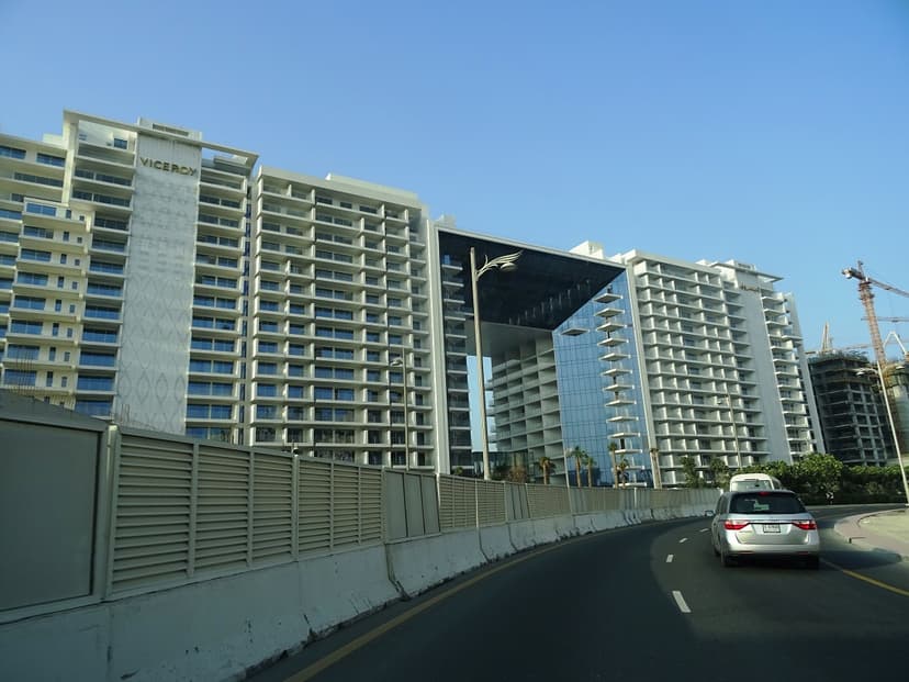 Viceroy Hotel Resorts Residences construction — photo 6