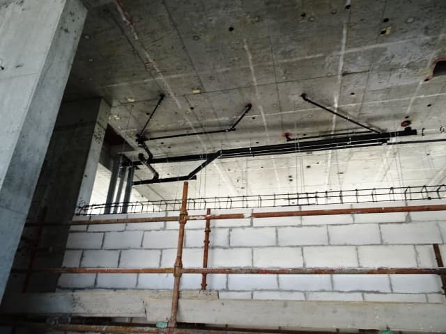 The Hills construction — photo 106