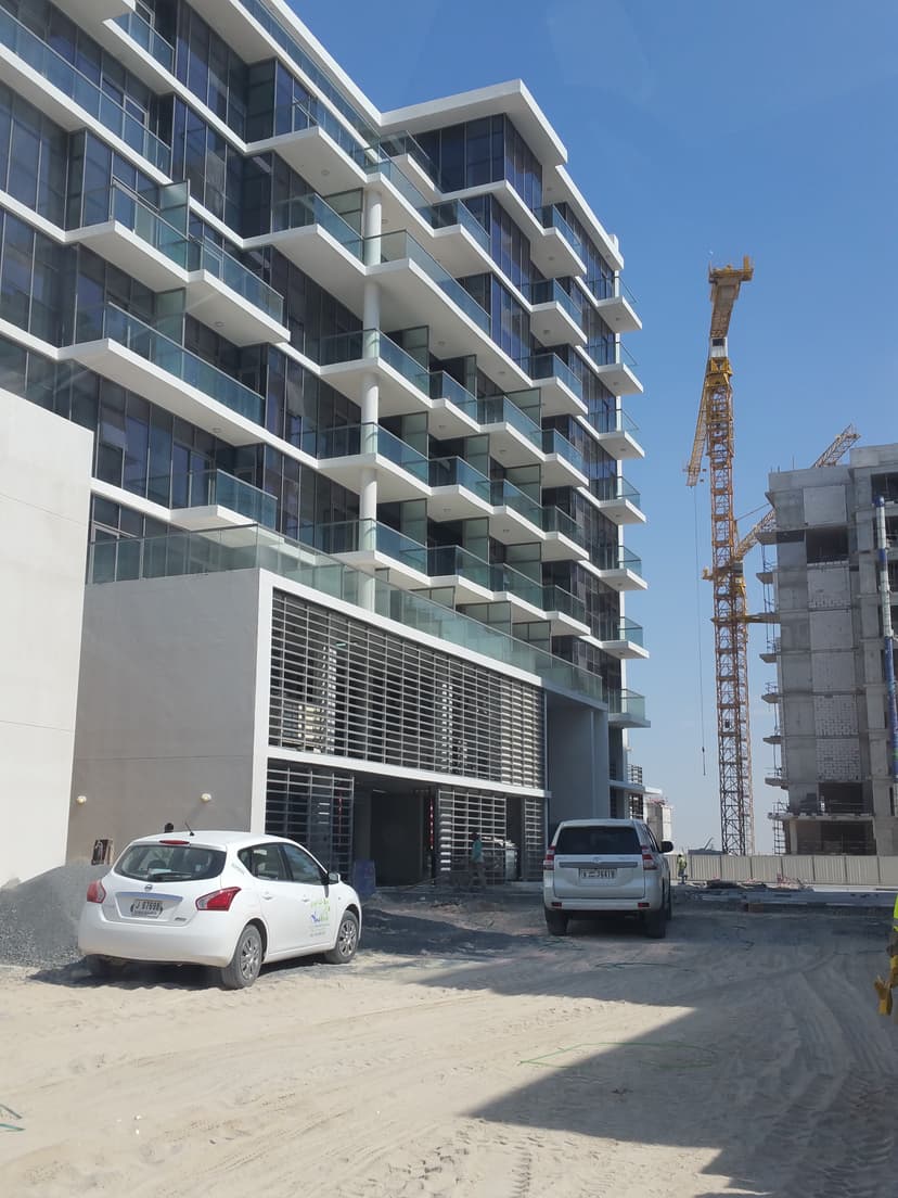 DAMAC Hills - Golf Horizon construction — photo 5