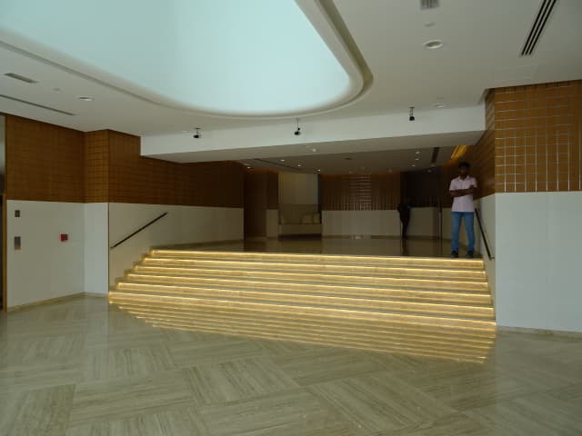 Hiliana construction — photo 1