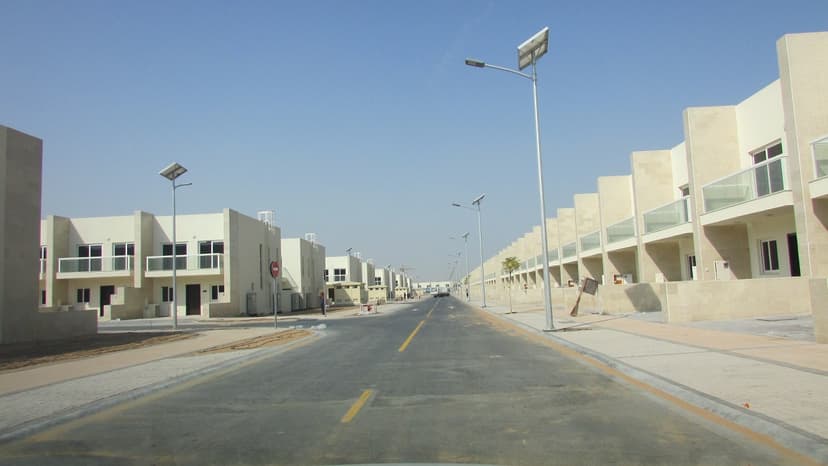 Warsan Village a construction — photo 18