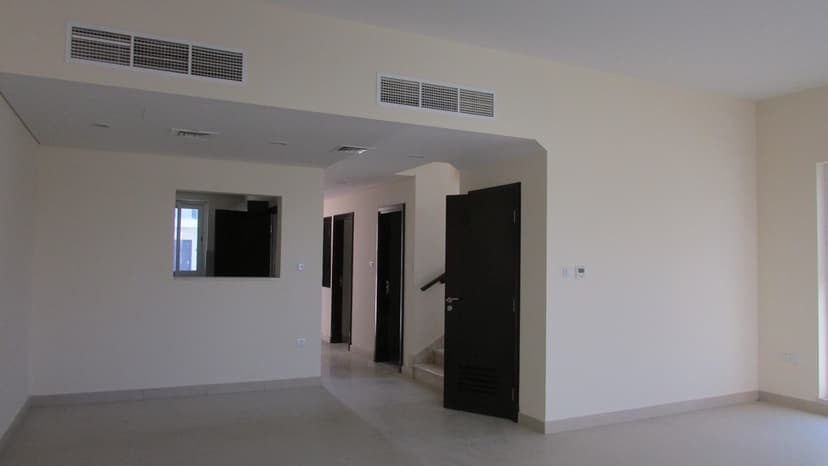 Warsan Village a construction — photo 11