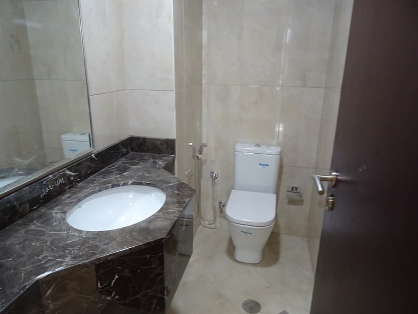 Azizi. Feirouz construction — photo 1