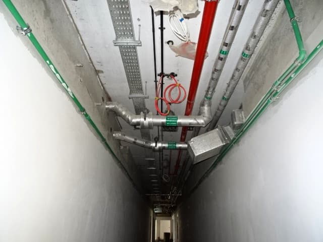 Azizi. Iris construction — photo 31