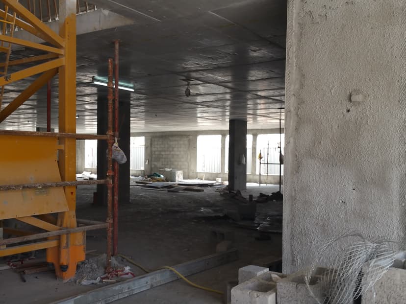 Azizi. Freesia construction — photo 48