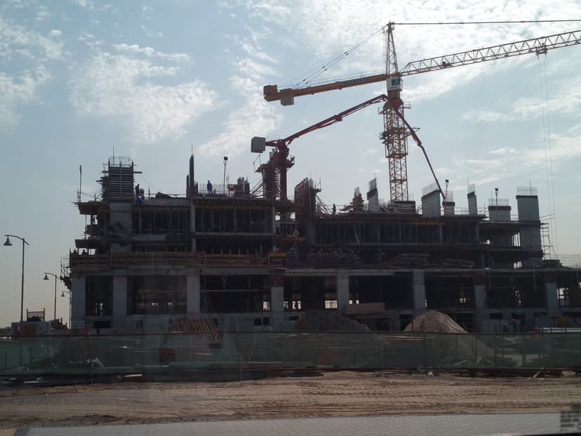 Azizi. Tulip construction — photo 46