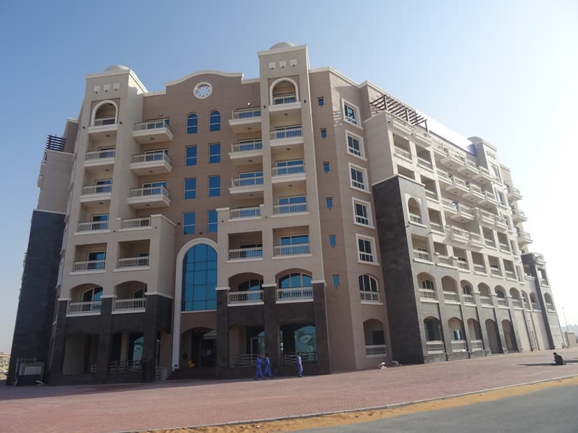Burj View Residence construction — photo 1