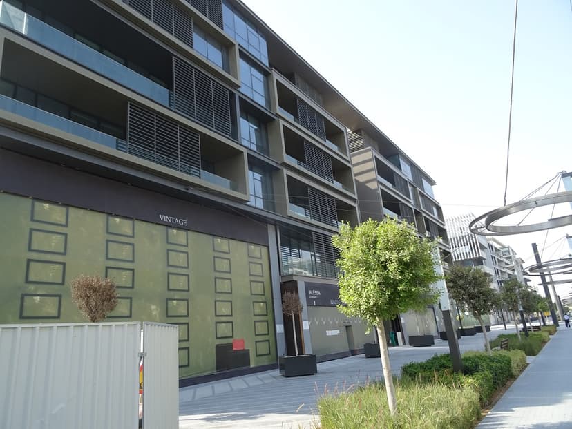 No. 6a and No.6b Citywalk Residential construction — photo 19