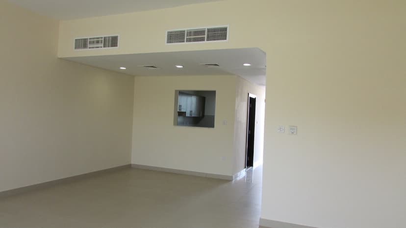 Warsan Village a construction — photo 3
