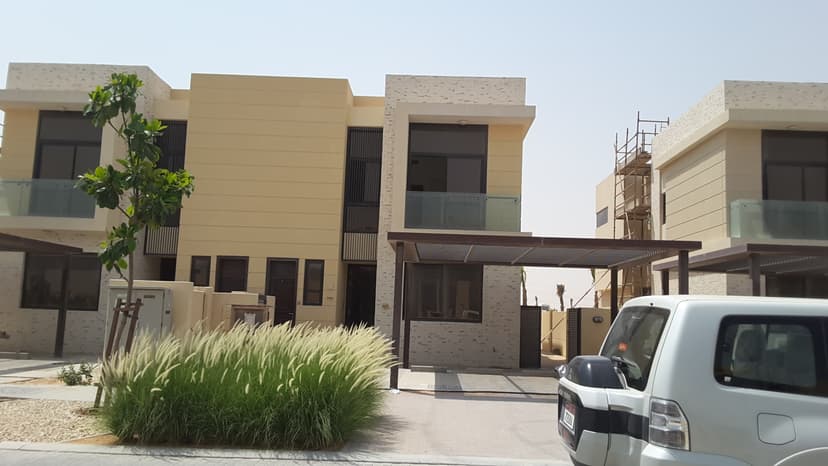 DAMAC Hills - Trinity construction — photo 15