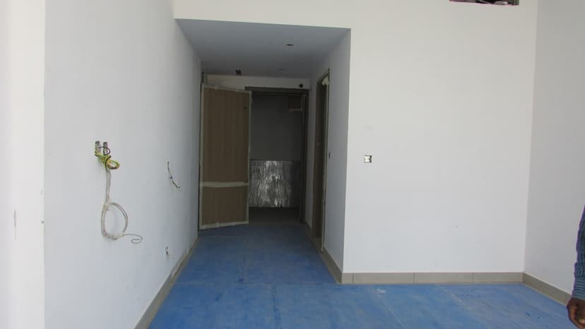 The One construction — photo 81