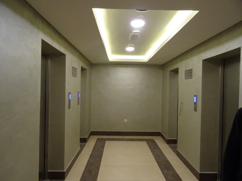 Victoria Residency construction — photo 2