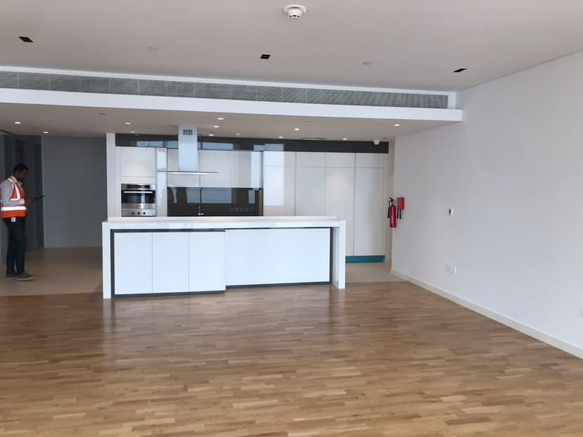 Bluewaters Residences construction — photo 15