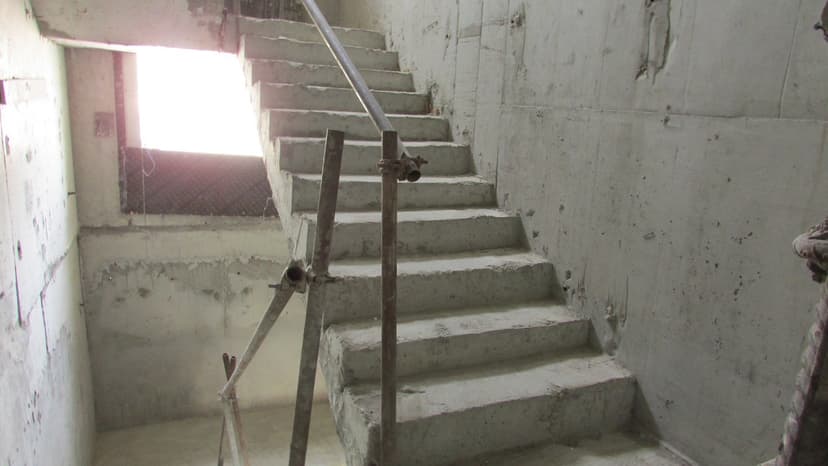 V2 construction — photo 76