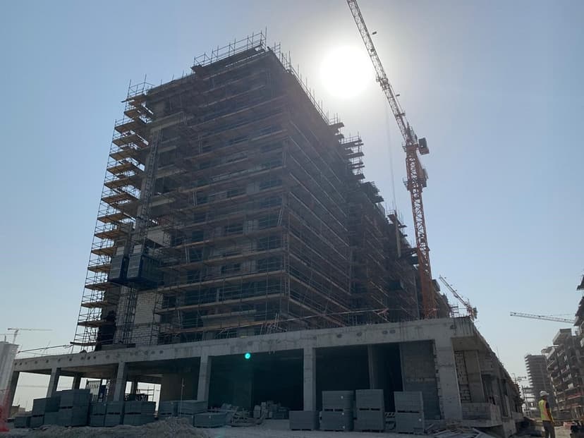 Azizi Riviera 5 construction — photo 72