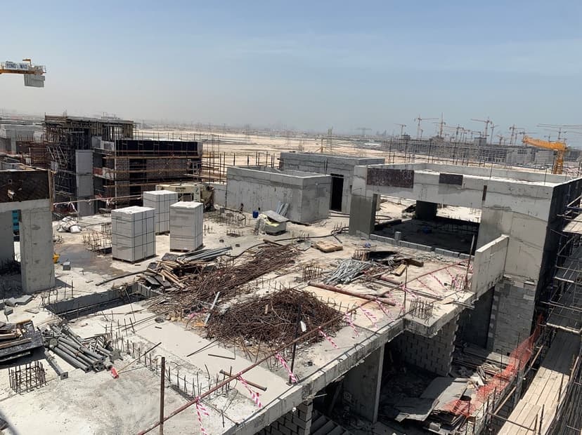 Azizi Riviera 5 construction — photo 67