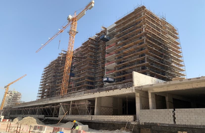 Azizi Riviera 5 construction — photo 60