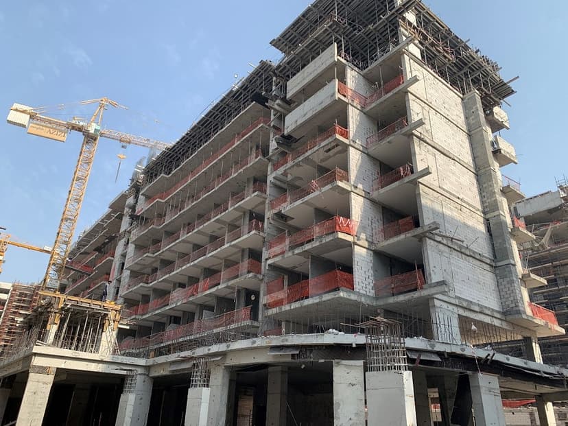 Azizi Riviera 18 construction — photo 58