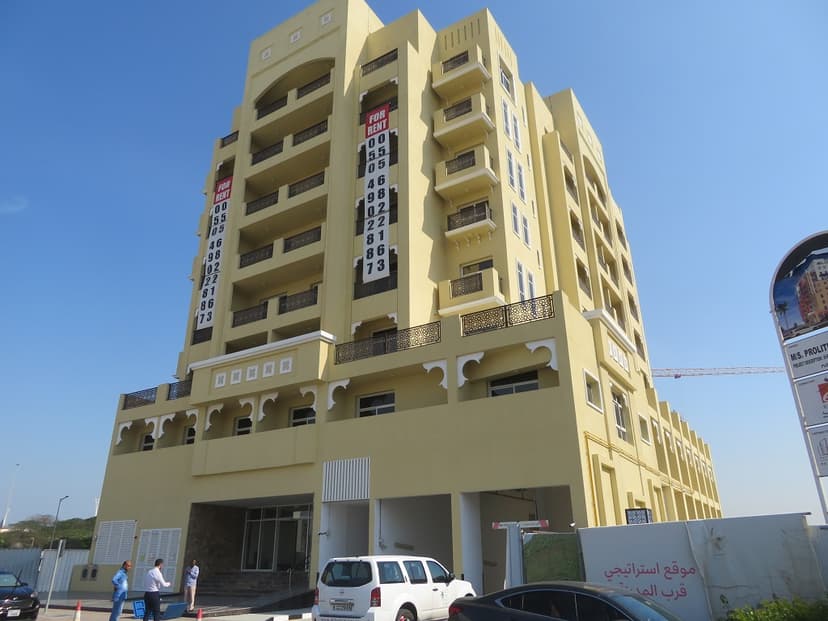 The Pearl construction — photo 12