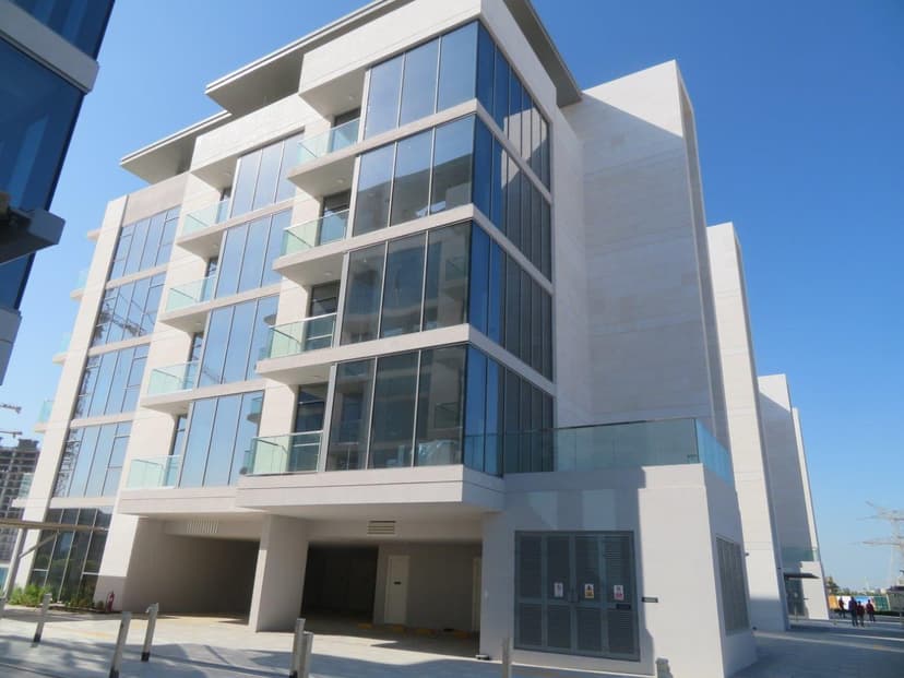 Mohammed Bin Rashid Al Maktoum City , District One Phase III , Residences 2 construction — photo 13
