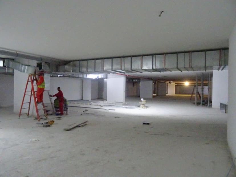 Azizi Riviera 33 construction — photo 36