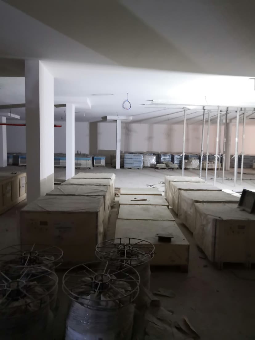 V2 construction — photo 58