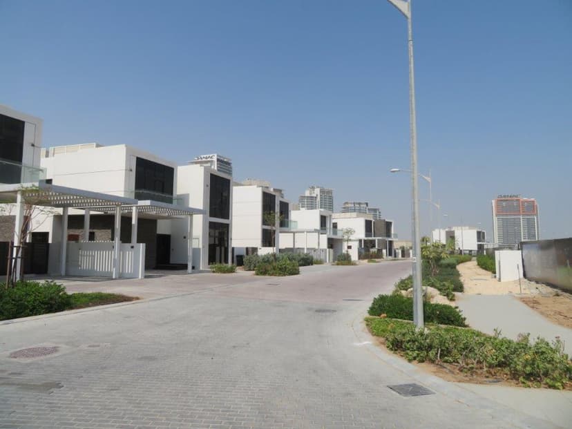 DAMAC Hills - the Trump Estates 3 construction — photo 11