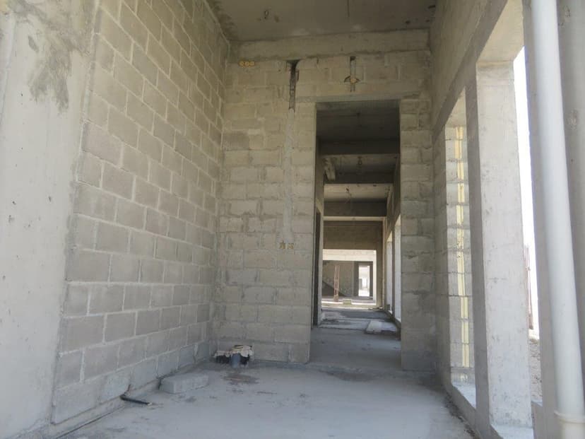 Paradise Hills construction — photo 80