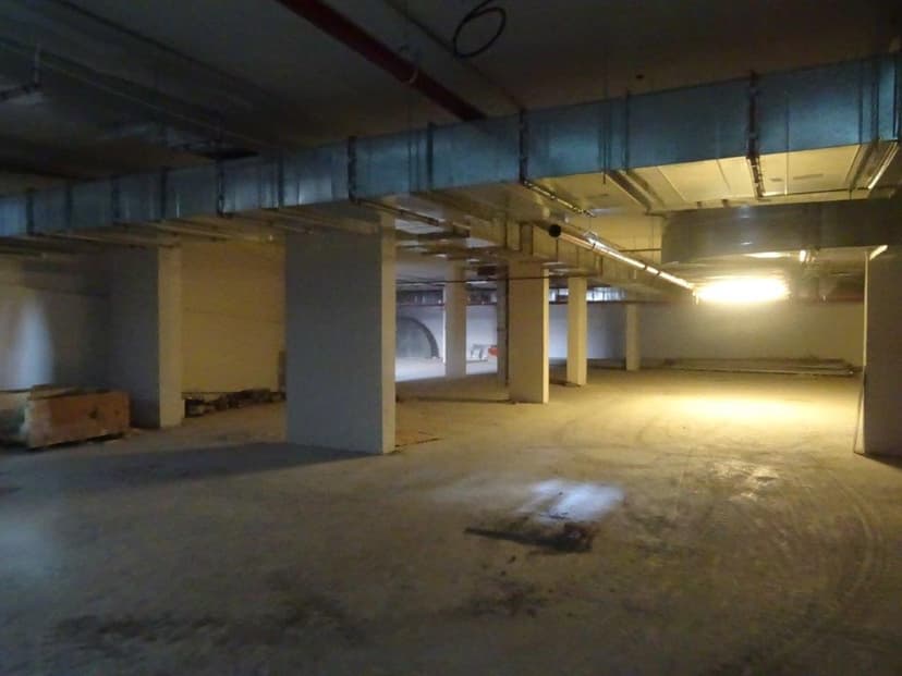 Azizi Berton construction — photo 27