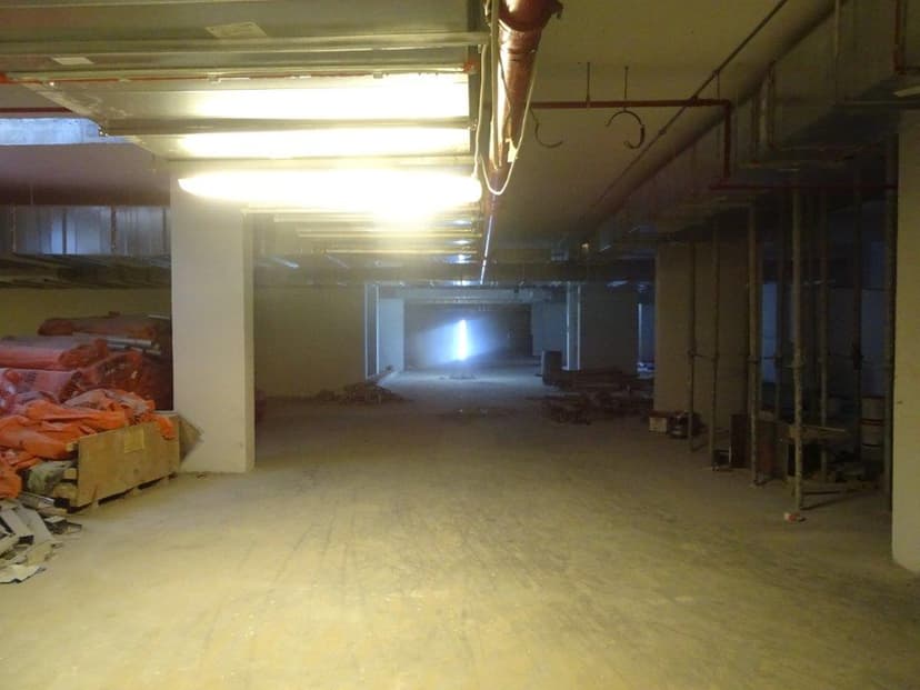 Azizi Berton construction — photo 28