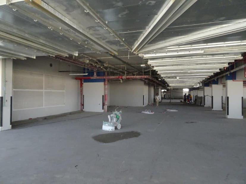 Azizi Riviera 12 construction — photo 28