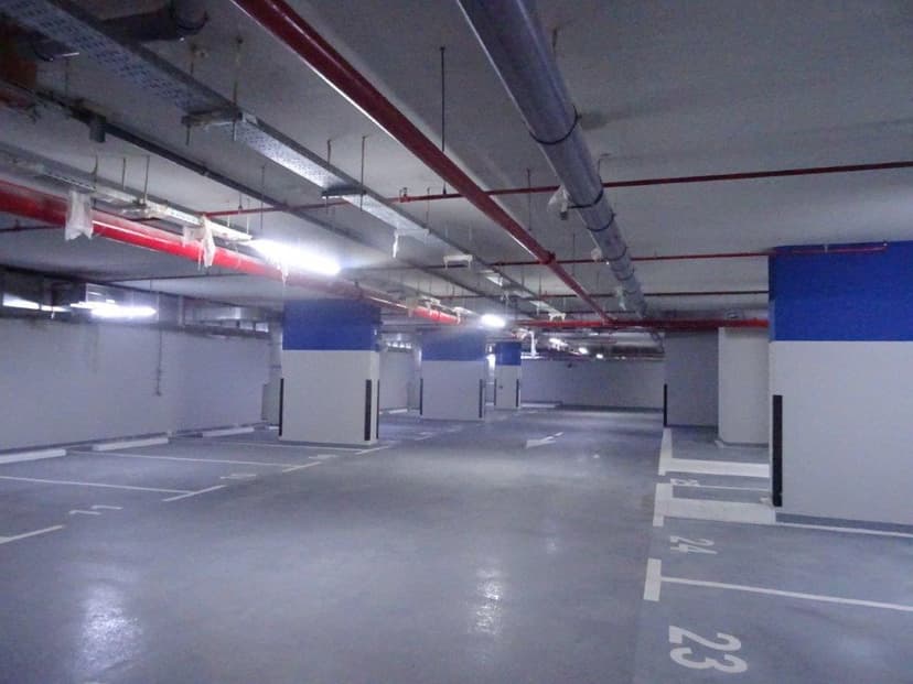 Azizi Riviera 12 construction — photo 4