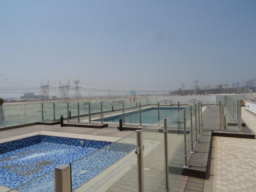 Azizi Riviera 12 construction — photo 11